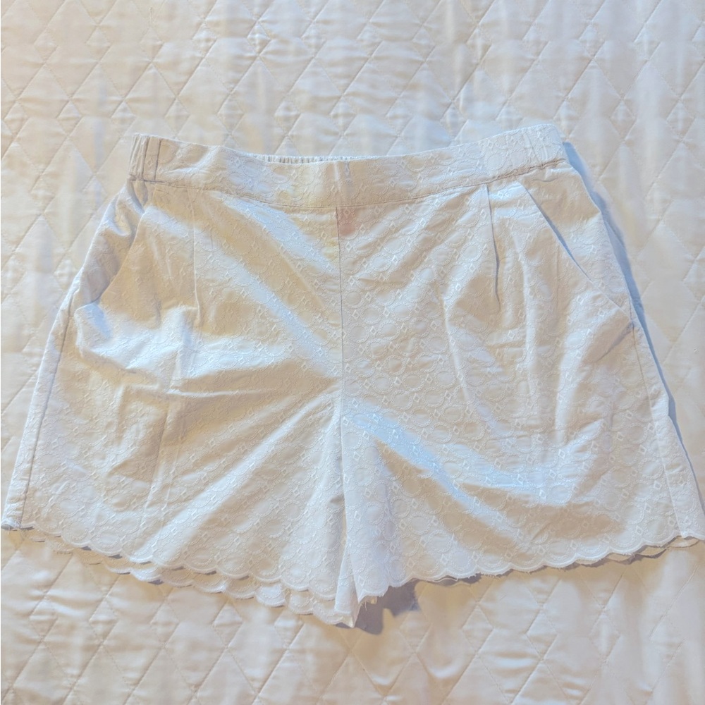 NWT Women’s White Joe Fresh Shorts